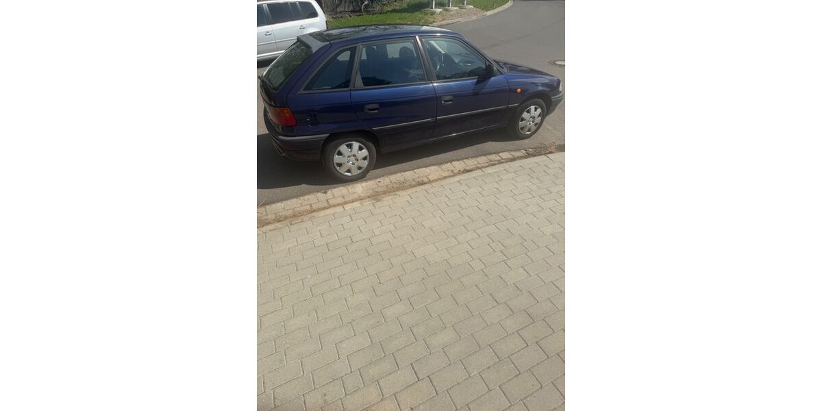 Opel Astra 78.000 km 3.500 &euro; Pinneberg 25421