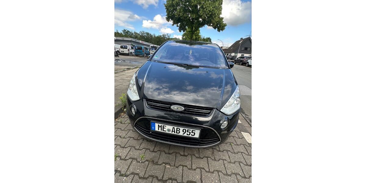 Ford S-Max 256.000 km 7.250 &euro; Bottrop 46238
