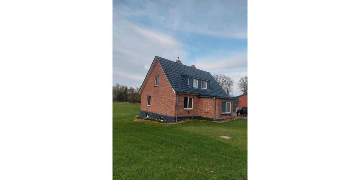 Einfamilienhaus Wriedel - 7 Zimmer, 180 m&sup2;, 1.800&euro; | Angebot:26235019