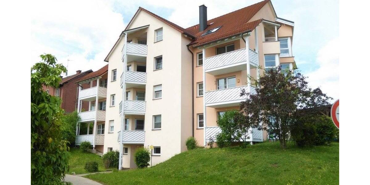 JUWEL - 3-Zimmer-Eigentumswohnung mit Garten & KFZ-Stellplatz 3 zimmer