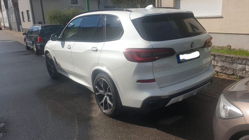 BMW X5 110.000 km 54.000 &euro; Neuburg am Rhein 76776