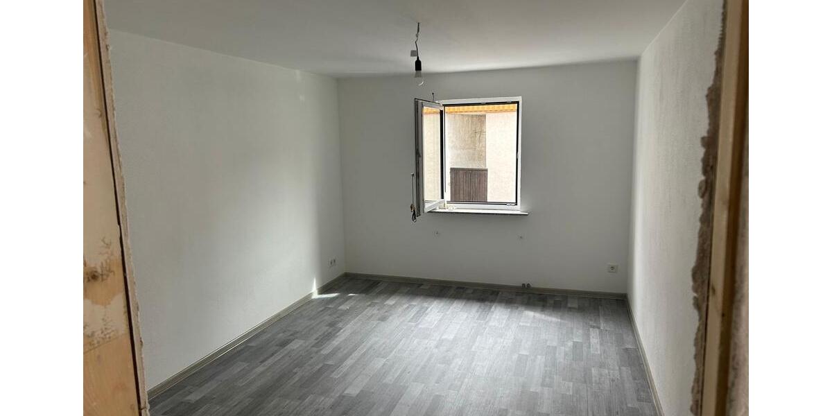 Erdgeschoßwohnung Tauberbischofsheim - 2 Zimmer, 87 m&sup2;, 800&euro; | Angebot:26271048