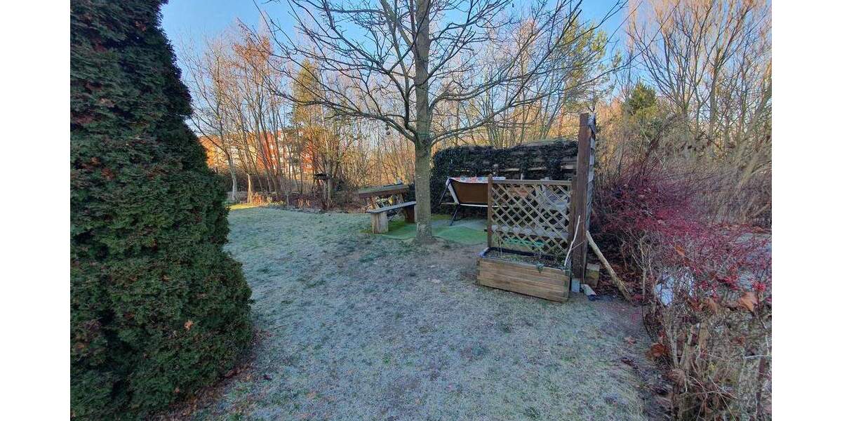 Etagenwohnung Bad Schmiedeberg - 3 Zimmer, 77 m&sup2;, 99.000&euro; | Angebot:25665793