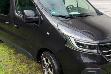 Renault Trafic 74.700 km 18.500 &euro; Hamburg 22085