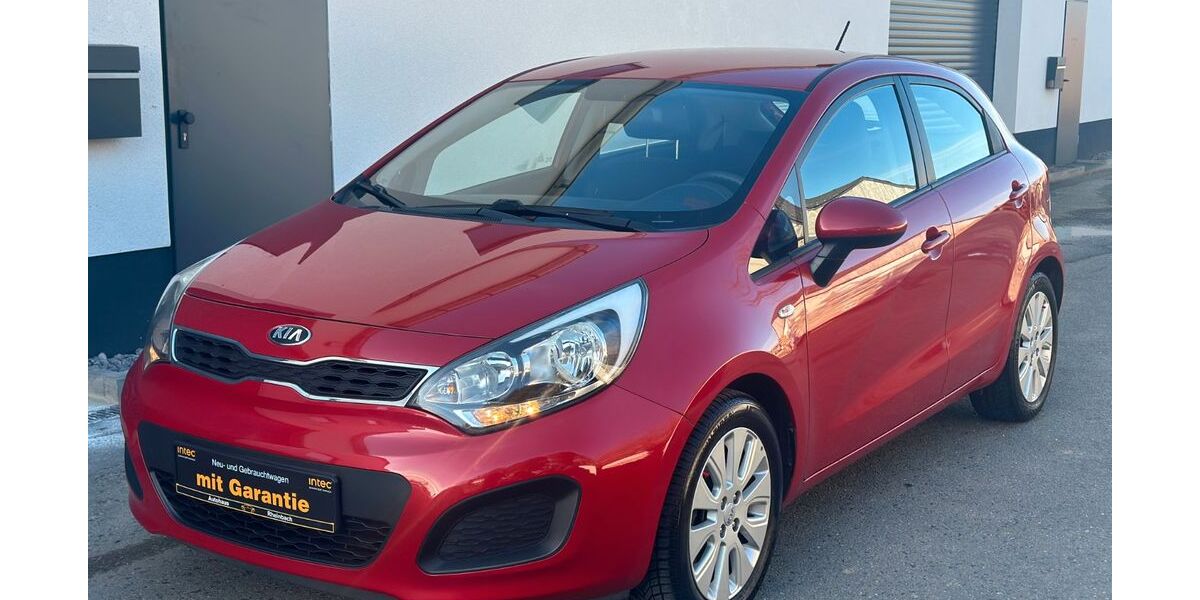 Kia Rio 81.500 km 6.490 &euro; Rheinbach 53359