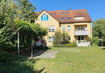 ***EXCELENZA*** TOP GEPFLEGTE 2,5 Zimmer GALERIE-Wohnung MIT BALKON