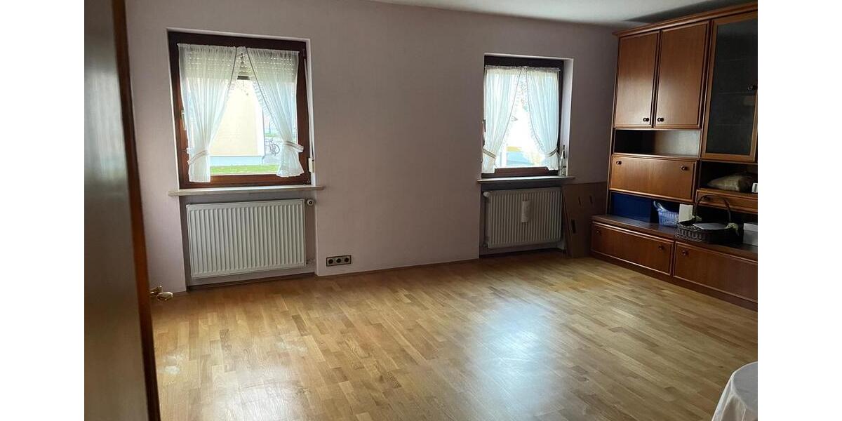 Doppelhaushälfte Nördlingen - 8 Zimmer, 105 m&sup2;, 279.000&euro; | Angebot:26416381