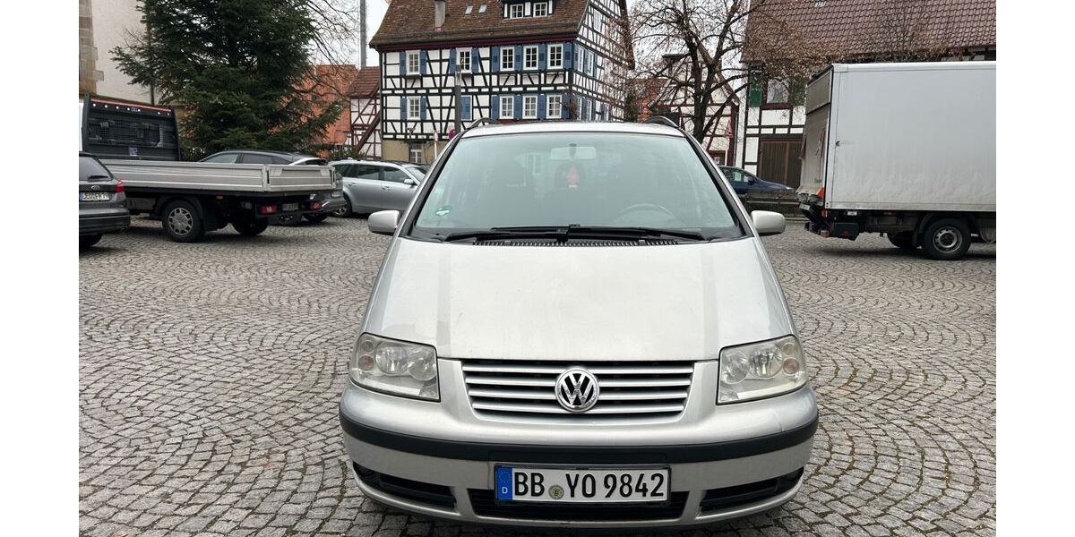 VW Sharan 199.000 km 1.699 &euro; Leonberg 71229
