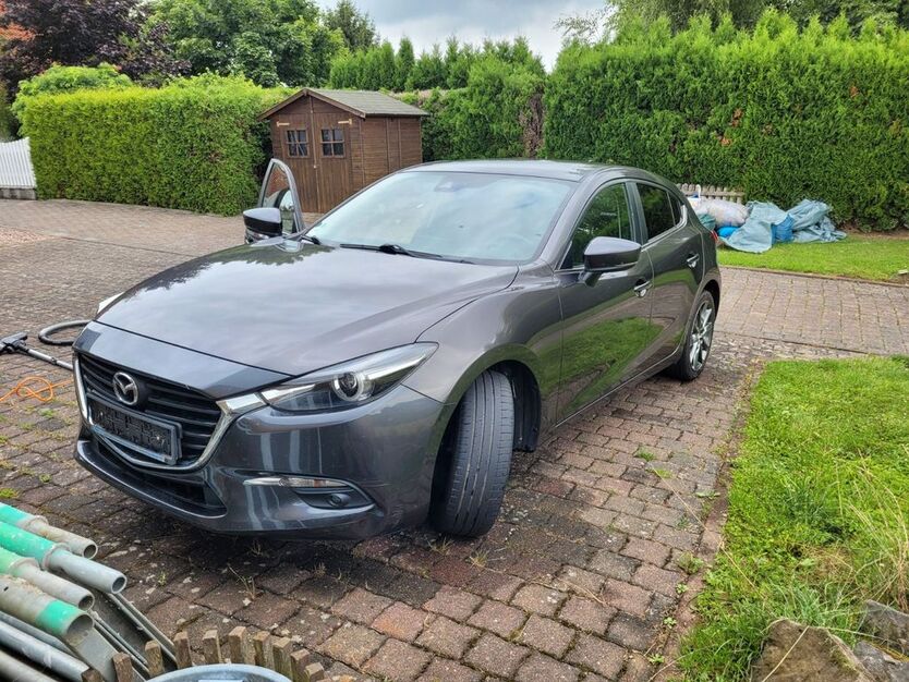 Mazda 3 91.122 km 13.900 € Grafschaft 53501