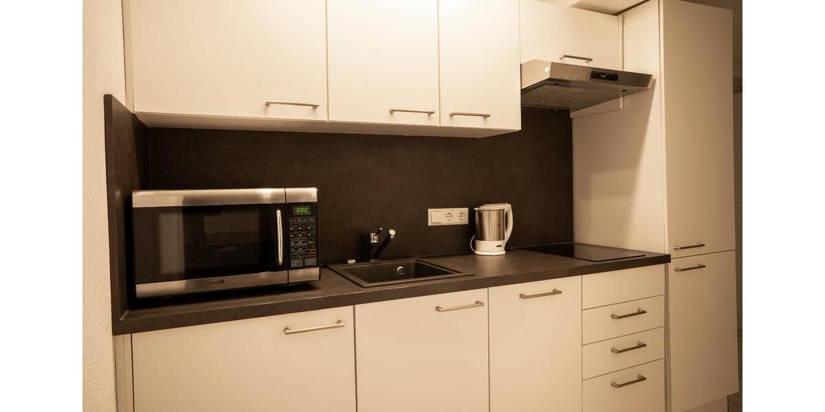 Moderne, voll möblierte 2-Zimmer-Wohnung mit Gartenmitbenutzung 2 zimmer