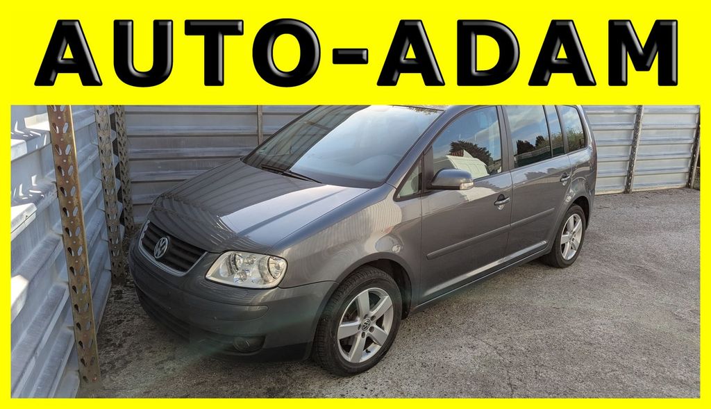 VW Touran 149.985 km 4.850 &euro; Lübeck 23556