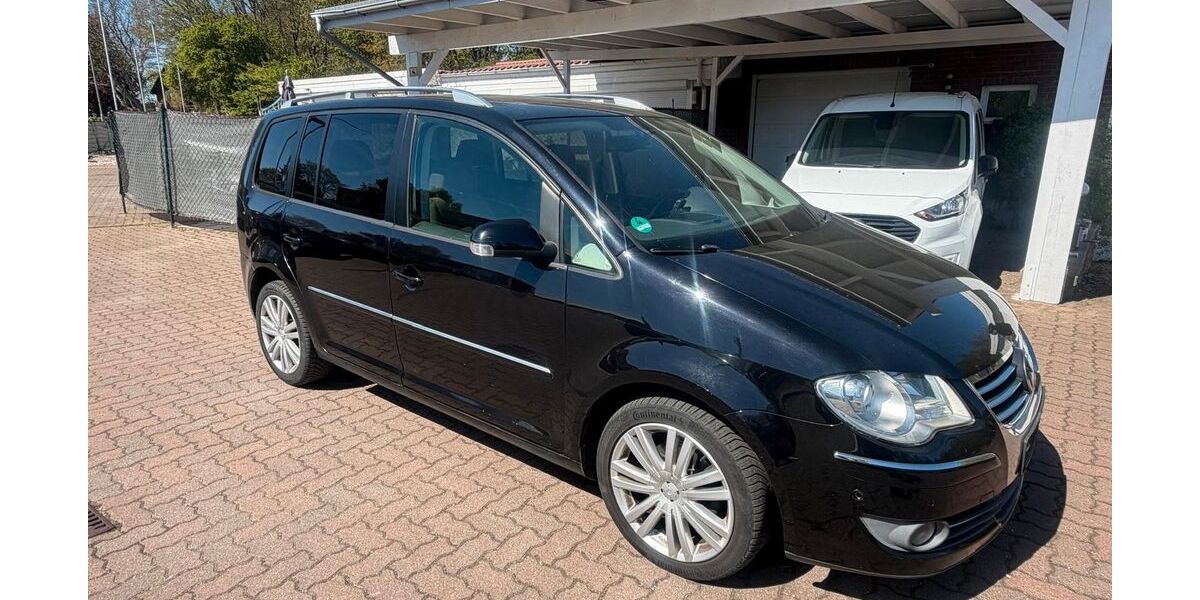 VW Touran 184.485 km 6.300 &euro; Lübeck 23560