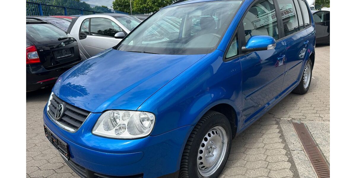 VW Touran 251.000 km 2.490 &euro; Hamburg 20537