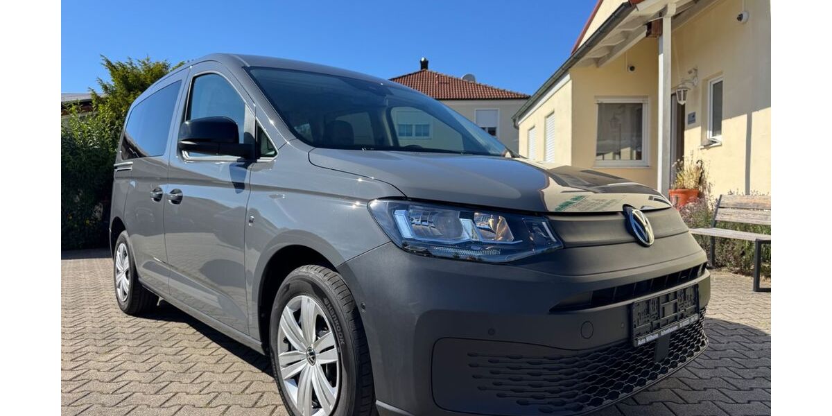 VW Caddy 13.847 km 34.990 &euro; Ichenhausen 89335