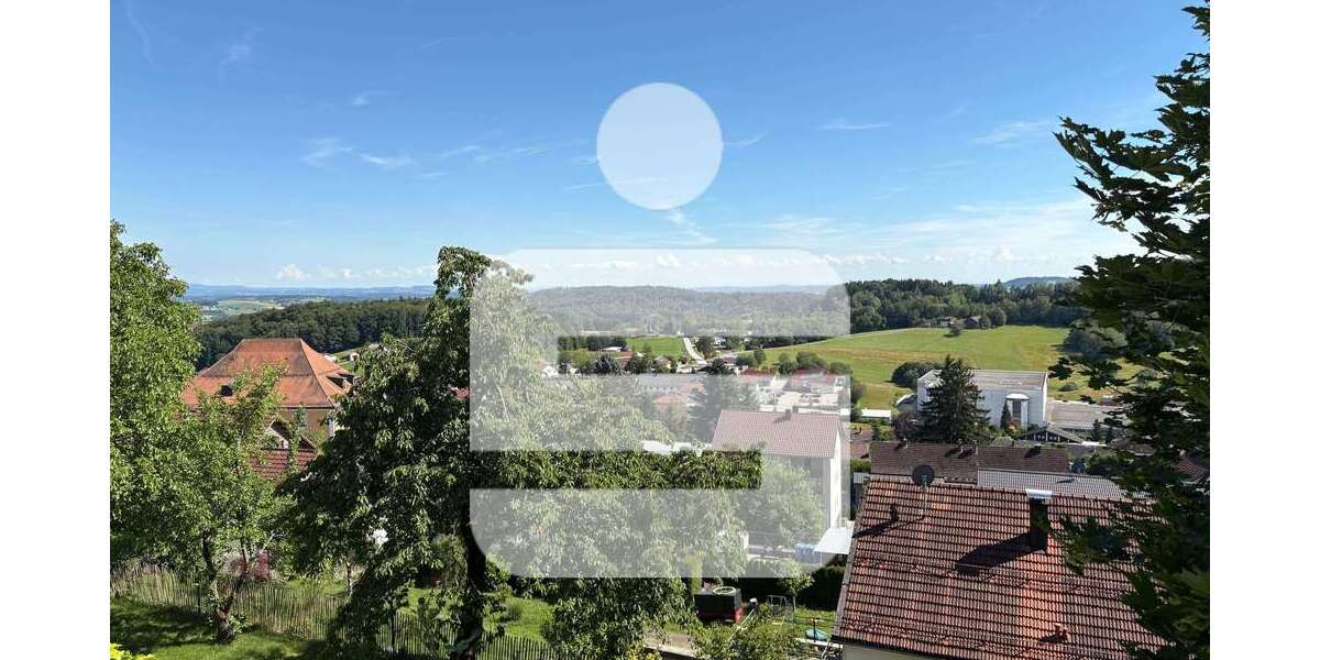 Etagenwohnung Fürstenstein - 3 Zimmer, 81 m&sup2;, 174.000&euro; | Angebot:27195619