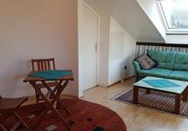 2 Zimmer Wohnung - teilmöbliert