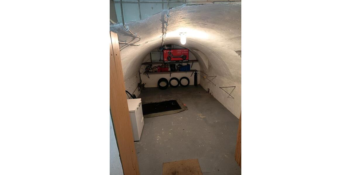 Dachgeschoßwohnung Lauffen am Neckar - 3.5 Zimmer, 80 m&sup2;, 850&euro; | Angebot:25540129