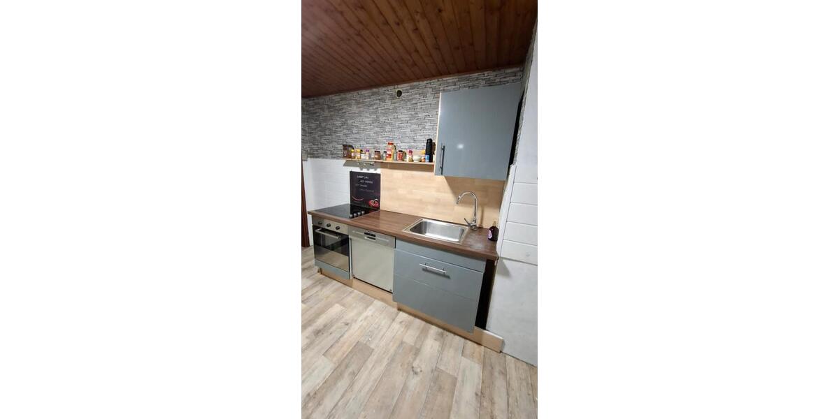 Einfamilienhaus Albstadt Gemarkung Onstmettingen - 7 Zimmer, 140 m&sup2;, 920&euro; | Angebot:26384157
