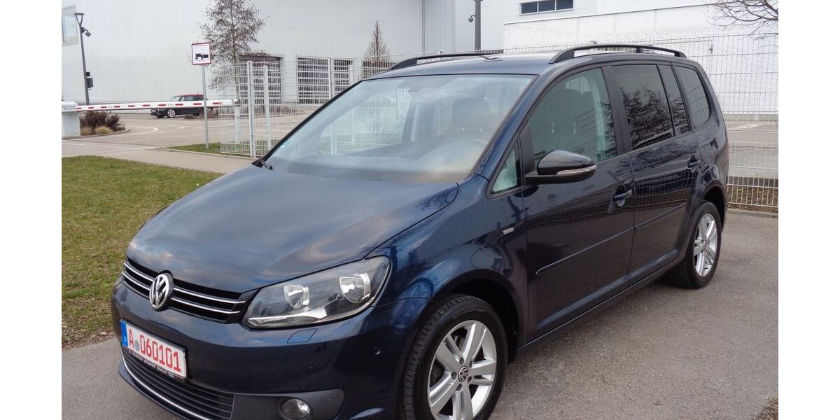 VW Touran 232.000 km 5.799 &euro; Augsburg 86167