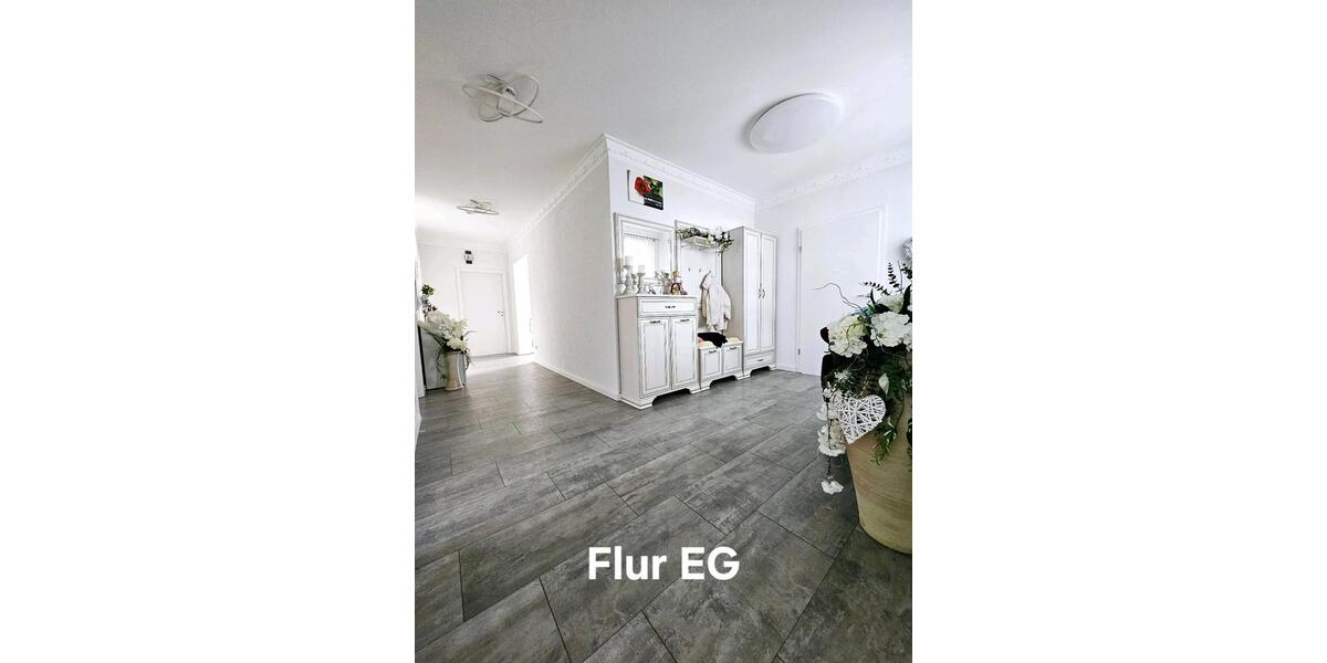 Einfamilienhaus Hildburghausen - 9 Zimmer, 242 m&sup2;, 585.800&euro; | Angebot:20229147