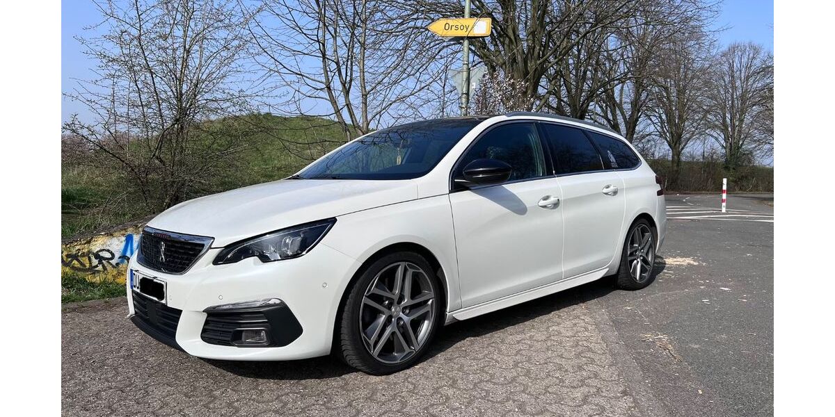 Peugeot 308 153.300 km 11.000 &euro; Duisburg 47179