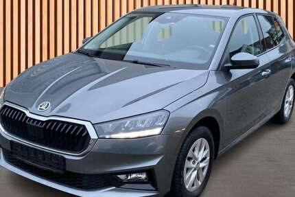 Skoda Fabia 9.465 km 16.980 &euro; Dresden/Weißig 01328