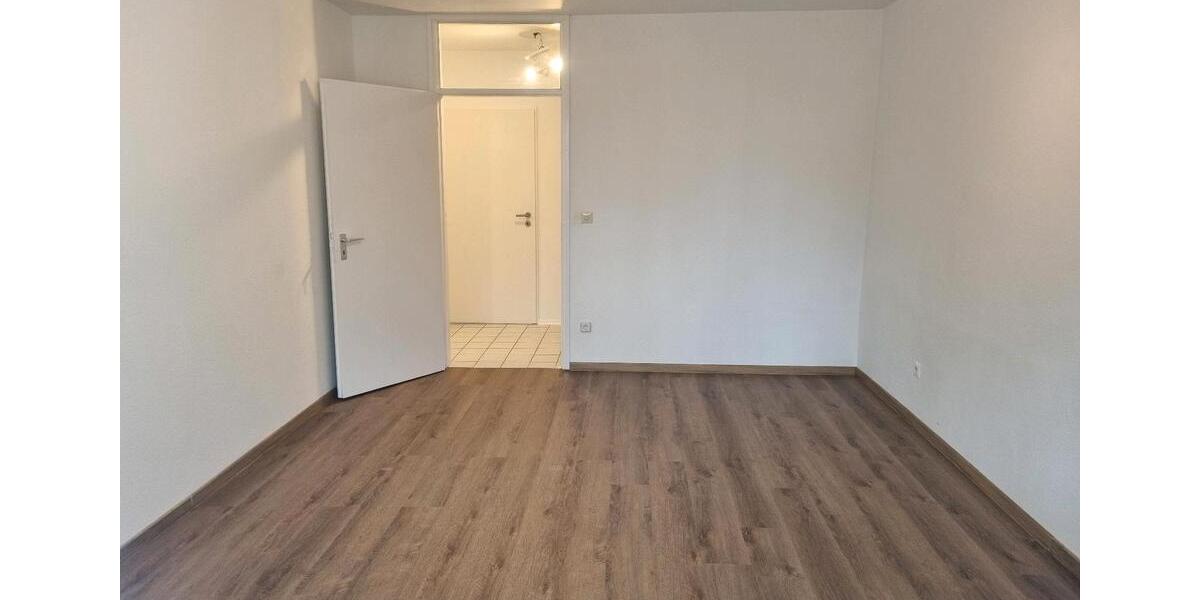 Erdgeschoßwohnung München Thalkirchen-Obersendling-Forstenried-Fürstenried-S - 3 Zimmer, 88 m&sup2;, 1.685&euro; | Angebot:25022755