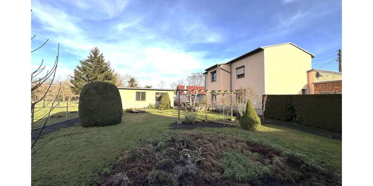Einfamilienhaus Teutschenthal - 7 Zimmer, 160 m&sup2;, 198.000&euro; | Angebot:24710551