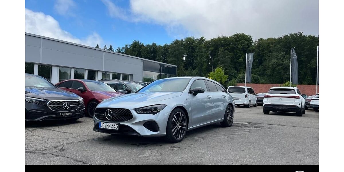 Mercedes-Benz CLA 200 Shooting Brake 9.000 km 39.900 &euro; Überlingen 88662