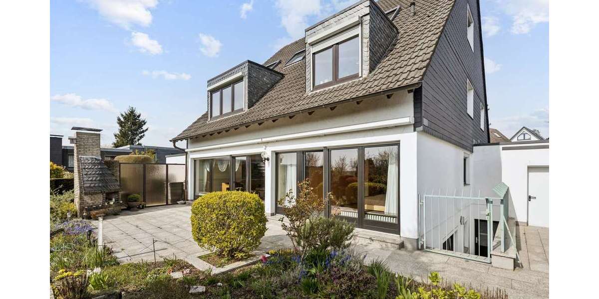 Etagenwohnung Ratingen Homberg - 4 Zimmer, 126 m&sup2;, 1.450&euro; | Angebot:26325733