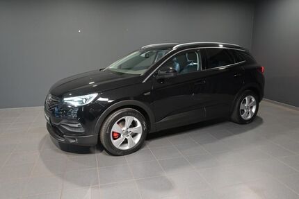 Opel Grandland (X) 127.257 km 14.900 € Waiblingen 71332