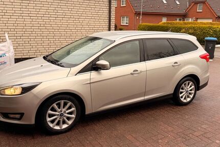 Ford Focus 86.200 km 8.200 &euro; Westoverledingen 26810