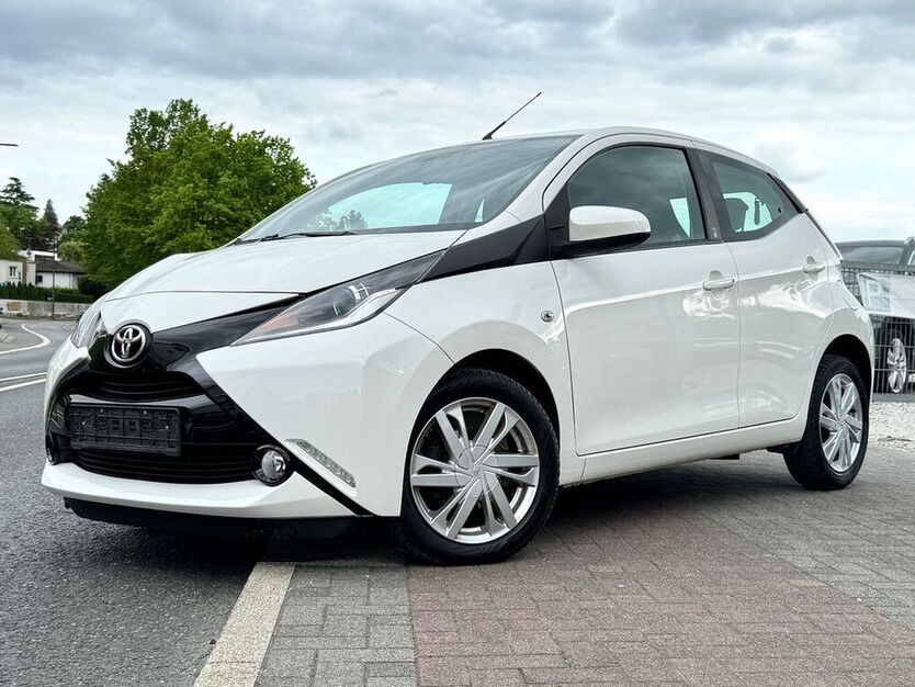 Aygo (X)
