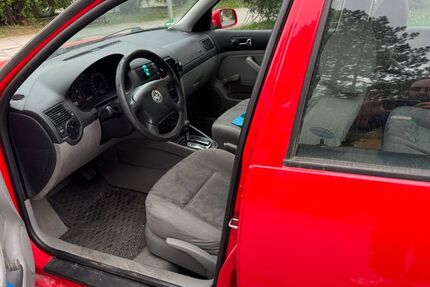 VW Golf 160.000 km 2.300 &euro; neufarn 85646