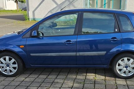 Ford Fiesta 92.000 km 3.290 &euro; Heringen (Werra) 36266