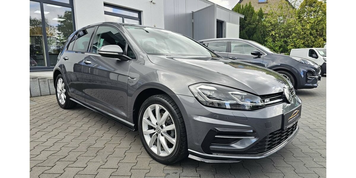 VW Golf 1.5 TSI R-Line NAVI ACC LED ALCANTARA 102.800 km 17.990 &euro; Löhne 32584