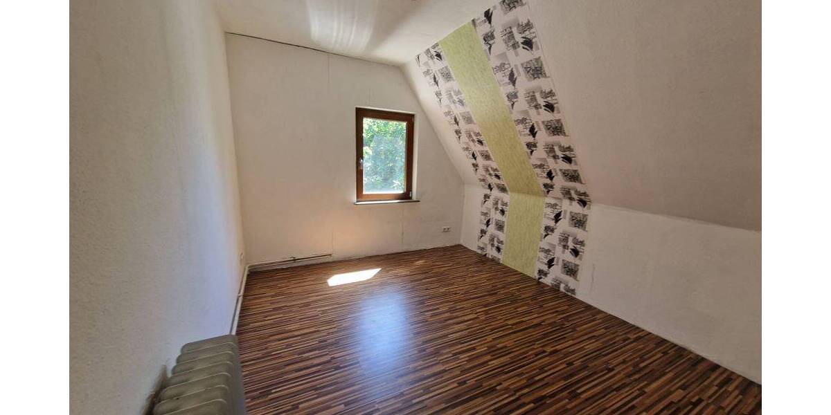 Einfamilienhaus Zetel / Neuenburg Neuenburg - 7 Zimmer, 162 m&sup2;, 217.000&euro; | Angebot:26886133