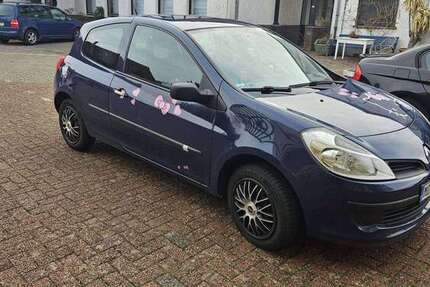 Renault Clio 196.000 km 980 &euro; Minden, Stadt 32423