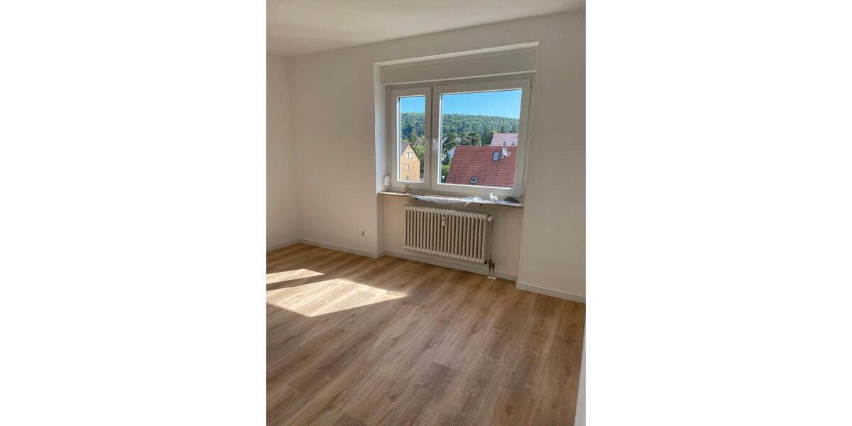 Etagenwohnung Homburg - 5 Zimmer, 135 m&sup2;, 295.000&euro; | Angebot:25418392