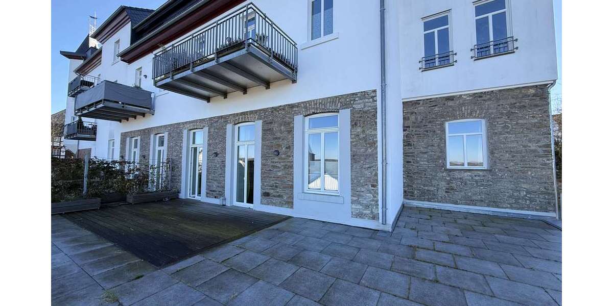 Etagenwohnung Hennef Stadt Blankenberg - 3 Zimmer, 106 m&sup2;, 1.400&euro; | Angebot:25395820