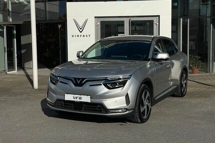 VinFast VF8