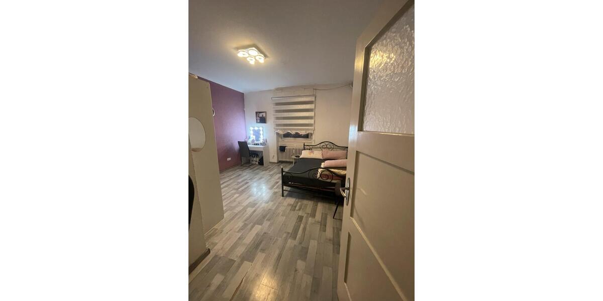 Erdgeschoßwohnung Pforzheim Weststadt - 3 Zimmer, 80 m&sup2;, 219.000&euro; | Angebot:26336207