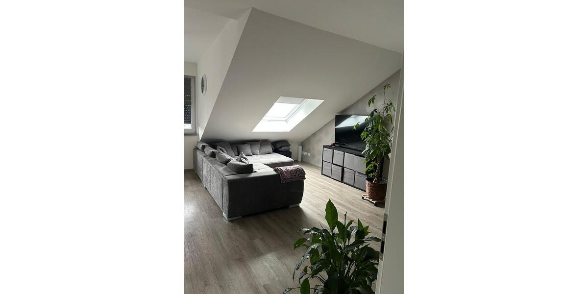 Dachgeschoßwohnung Düren Rölsdorf - 3 Zimmer, 71 m&sup2;, 800&euro; | Angebot:24444846