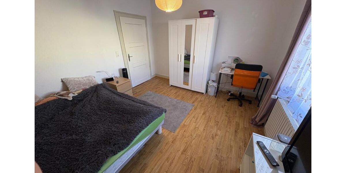 Etagenwohnung Wallhalben - 1 Zimmer, 13 m&sup2;, 242&euro; | Angebot:26399641