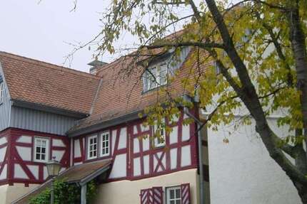 Haus Schwalbach - 13 Zimmer, 163 m&sup2;, 949.000&euro; | Angebot:26014303