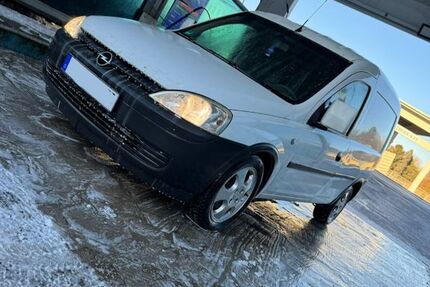 Opel Combo 201.000 km 1.900 &euro; Oberndorf am Neckar 78727