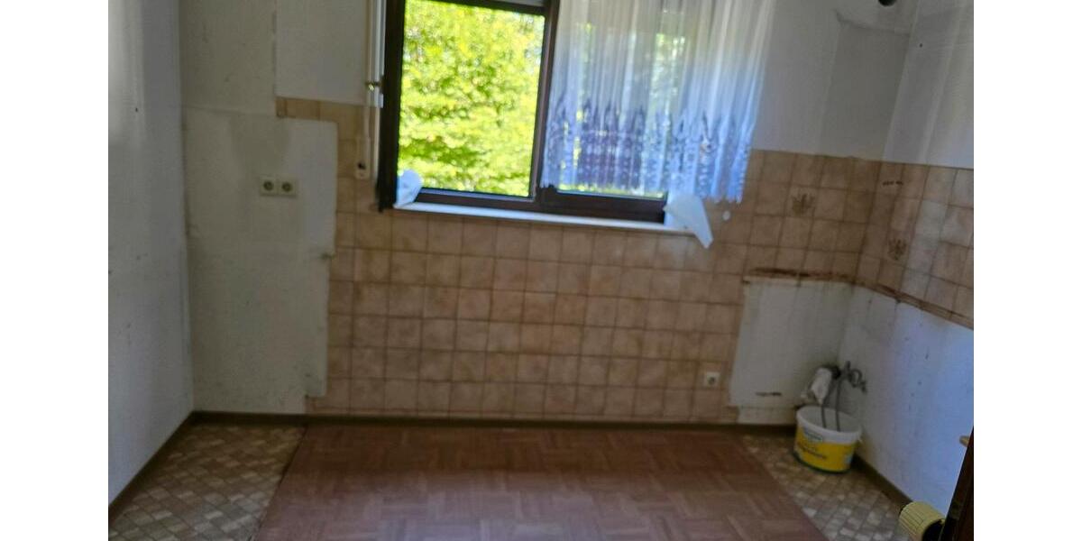 Etagenwohnung Bad Mergentheim - 3 Zimmer, 82 m&sup2;, 200.000&euro; | Angebot:27120849