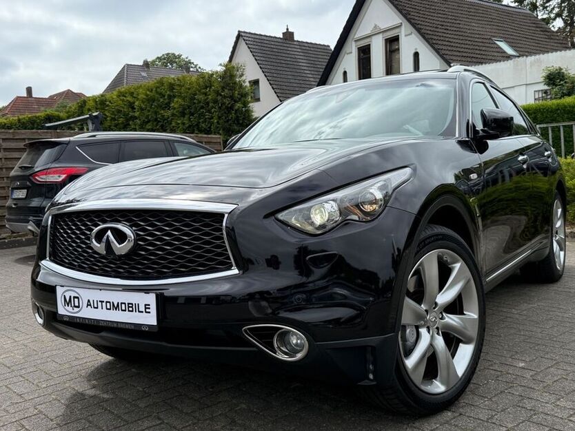 QX70