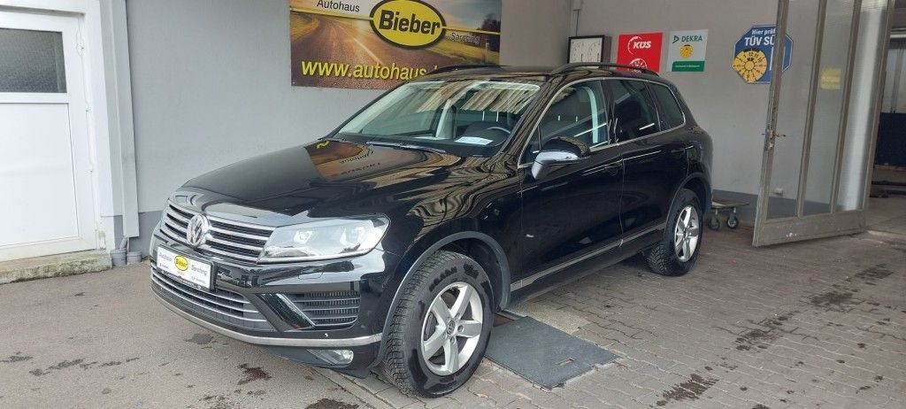 VW Touareg 82.400 km 25.850 € Sarching 93092