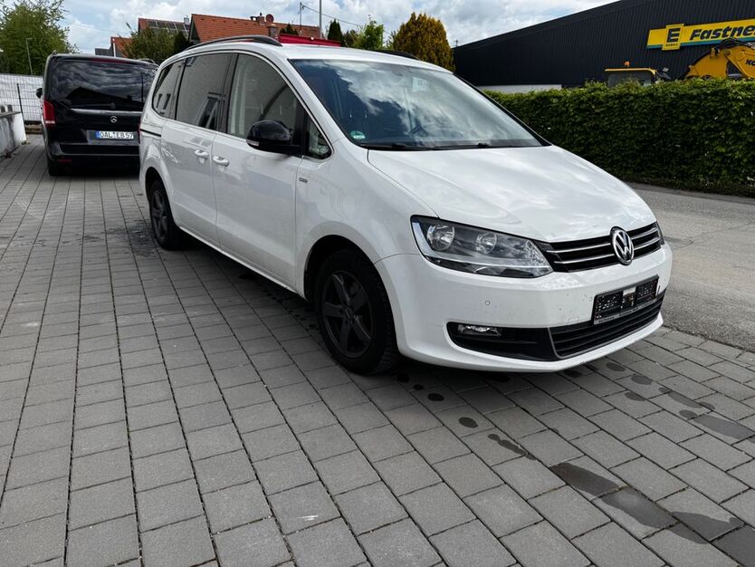 VW Sharan 217.800 km 7.450 € Obergünzburg 87634